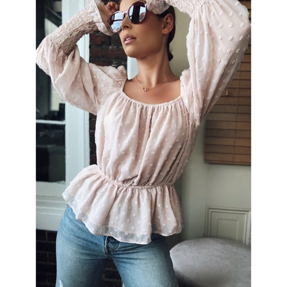 Last 1✨Malika Swiss Dot Puff Sleeve Top - Pink - Picture 5 of 8